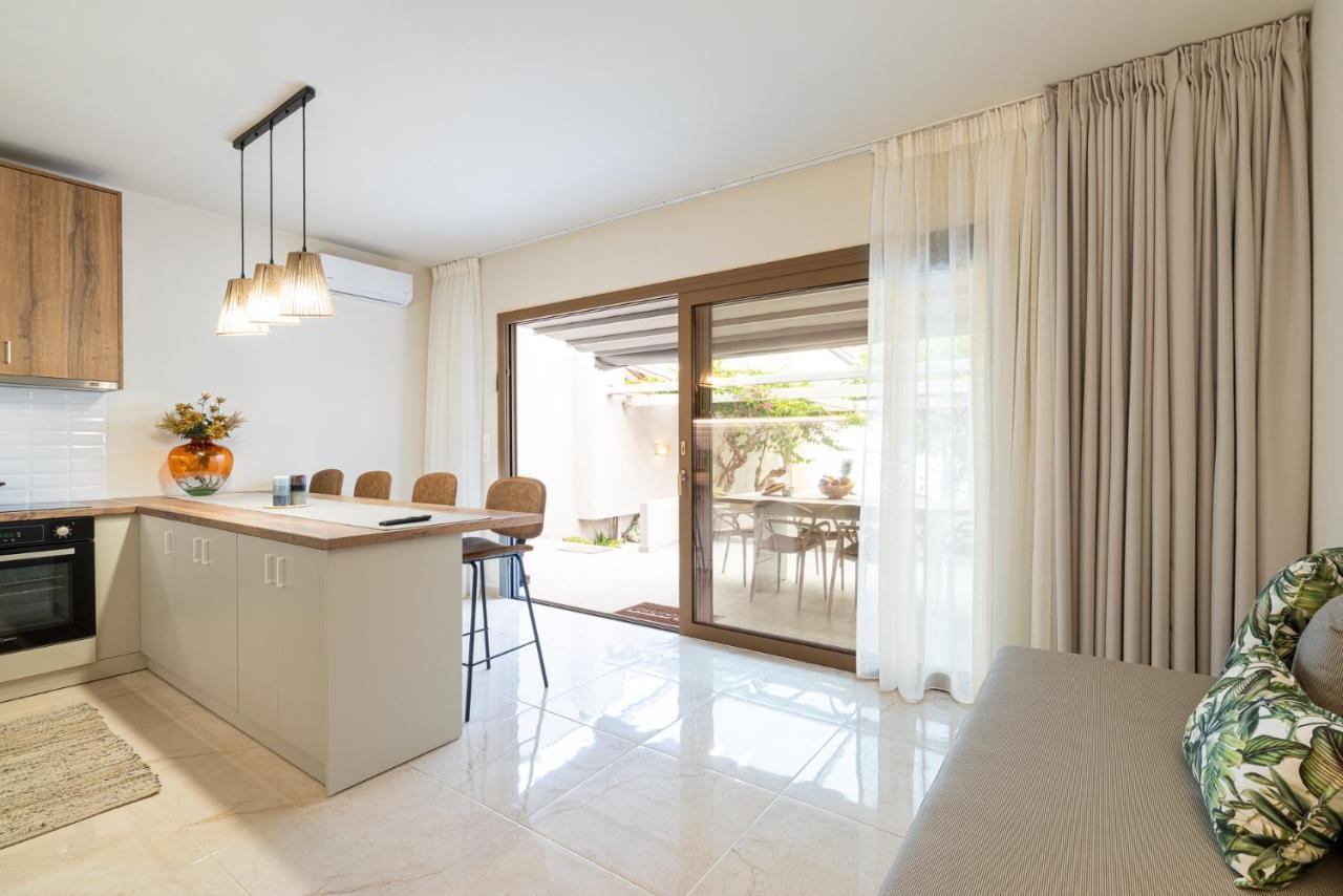 Buganvilla-Sea Front Villas Агия-Пелагия  Экстерьер фото